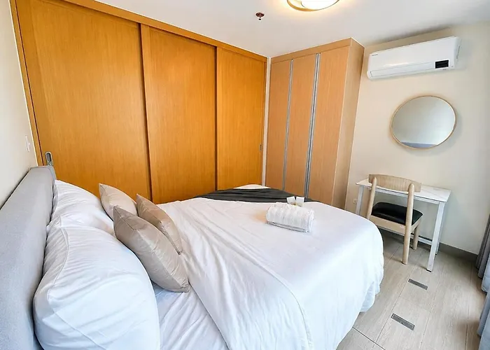 Cozy & Elegant In One Uptown Bgc Apartahotel *