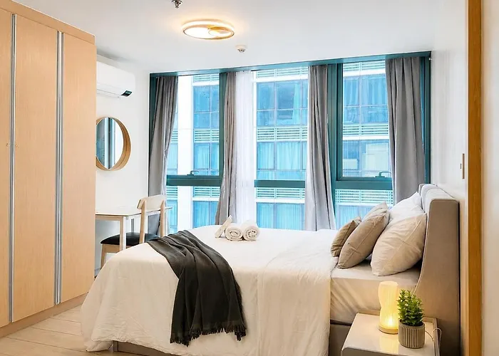 Cozy & Elegant In One Uptown Bgc * Manila
